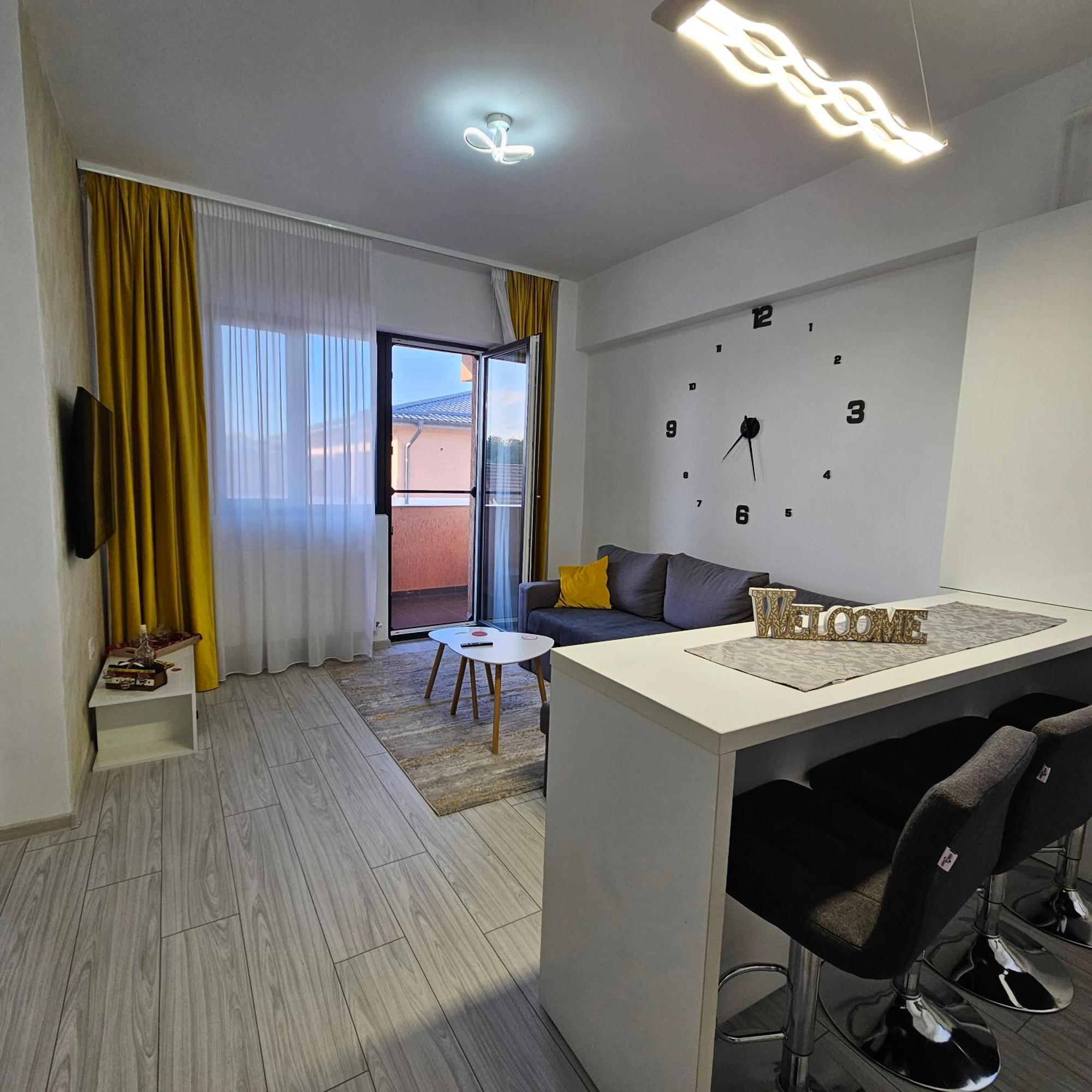 Apartament Dem Radulescu Langa Strand Râmnicu Vâlcea Exteriör bild